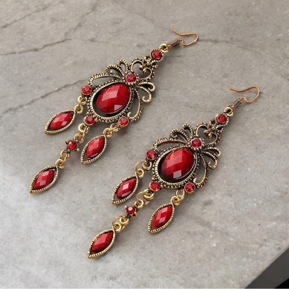 Vintage Inspired Delicate Female Earrings - Luxury Flower Design, Synthetic Gems